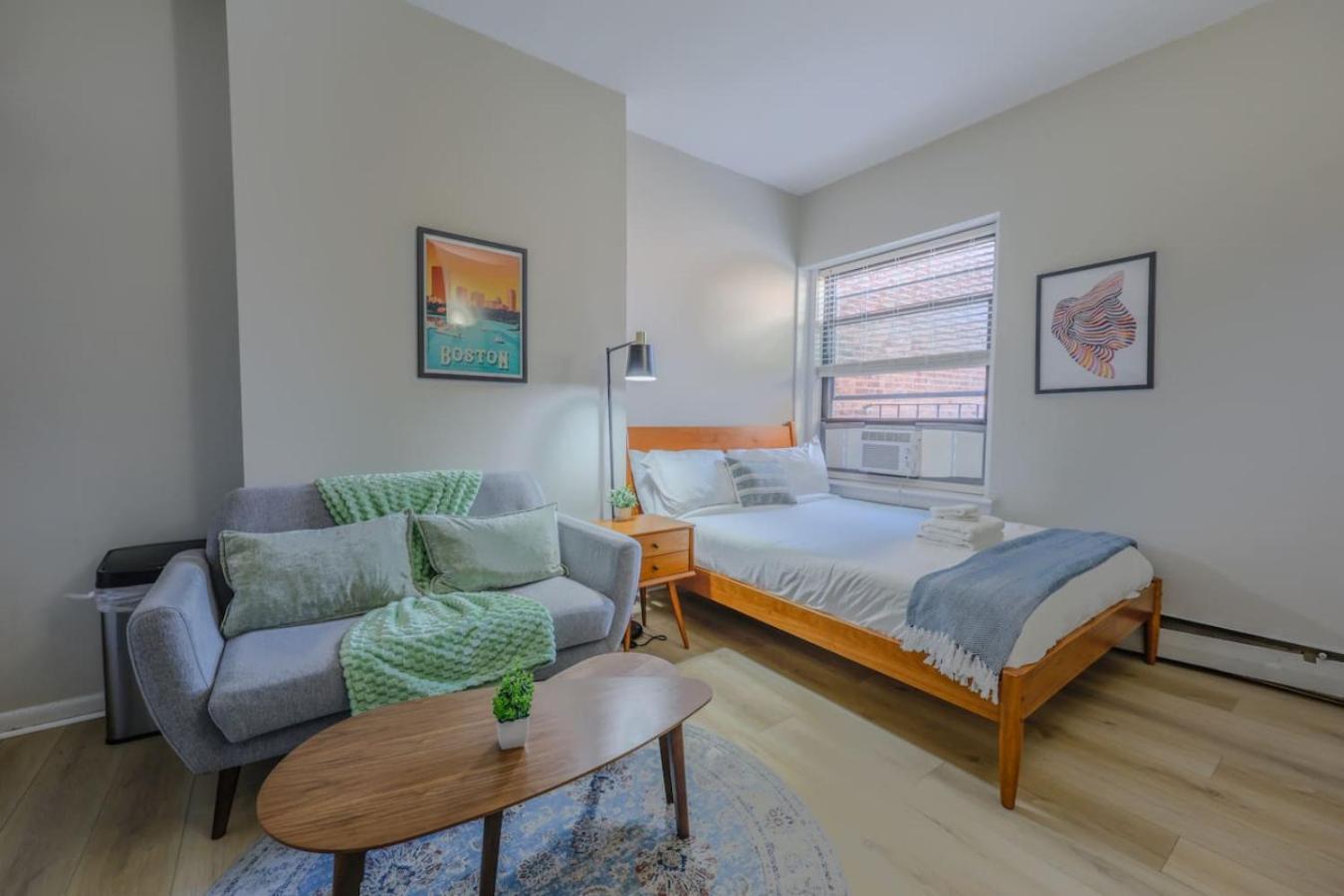 Apartment Modern South End
